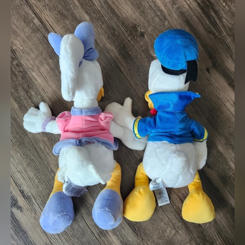 Disney Donald And Daisy Duck Plush Figures